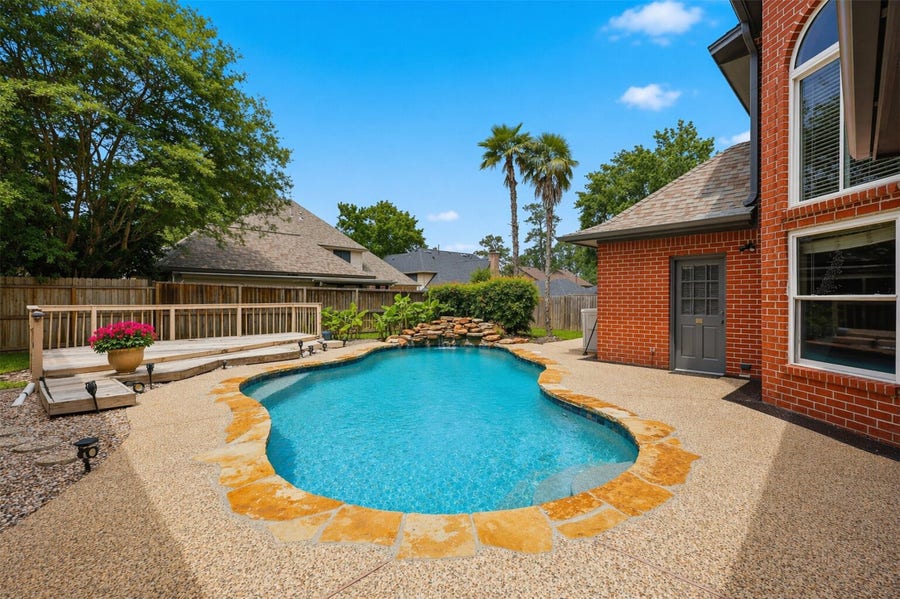 Property photo for 6118 Hampton Way Court, Spring, TX