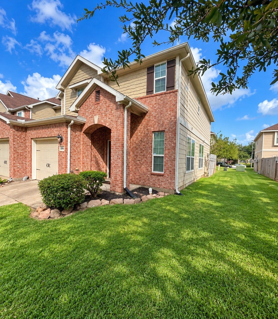 8007 Montague Manor Lane, Houston, TX 77072 8007 Montague Manor Lane, Houston, TX 77072