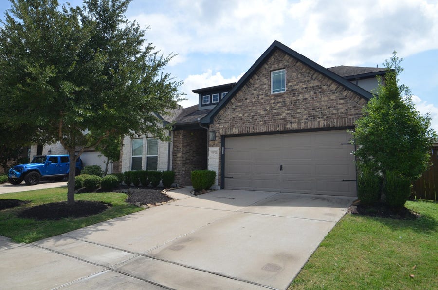 Property photo for 11134 Honeysuckle Haven Drive, Cypress, TX