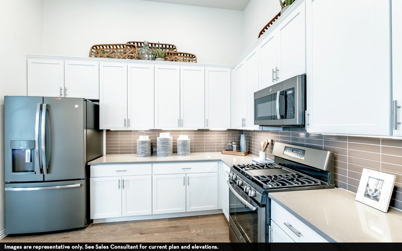 5225 Autumn Hills Trail, Pearland, TX 77584 Kitchen