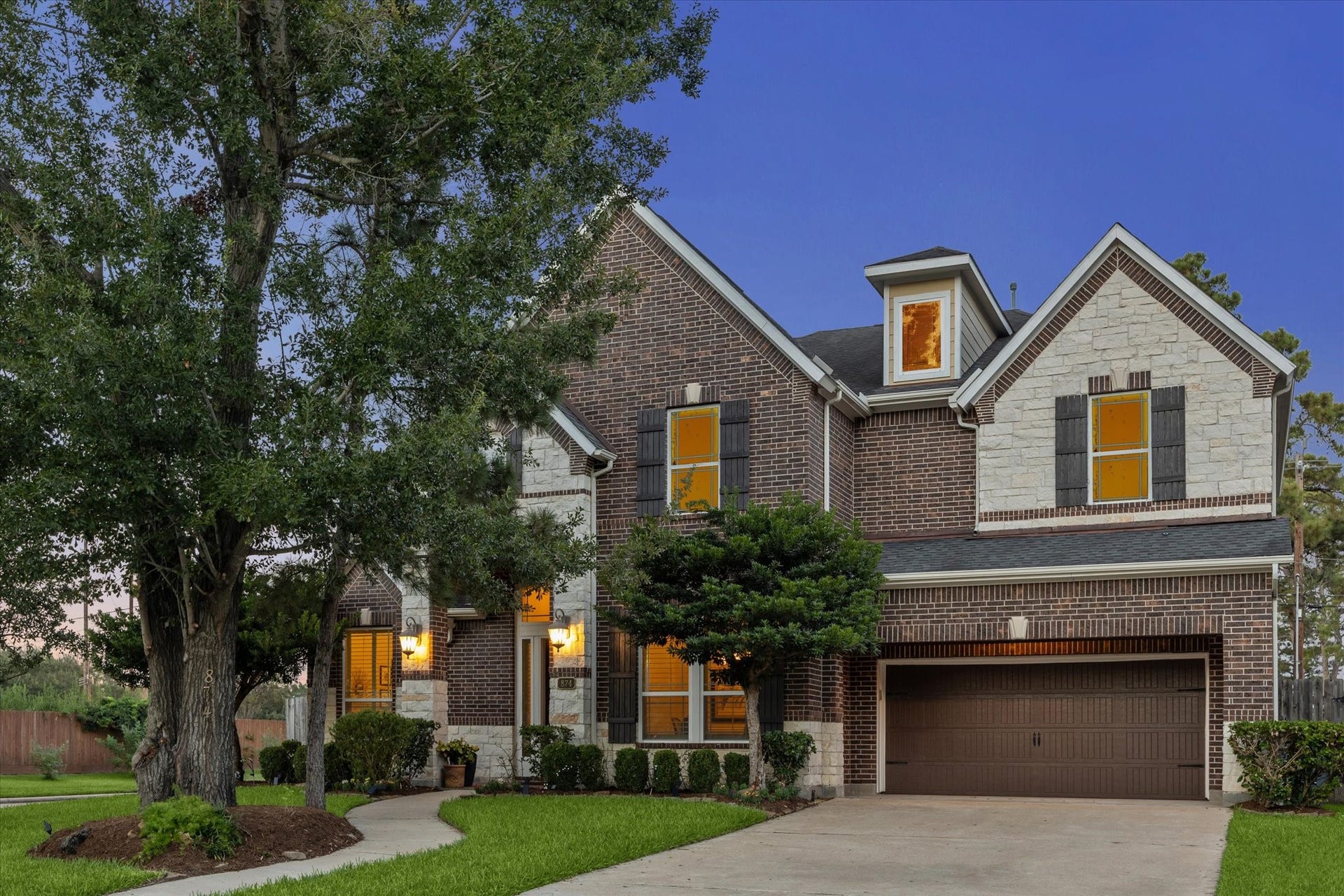 874 W Forest Drive, Houston, TX 77079 874 W Forest Drive, Houston, TX 77079