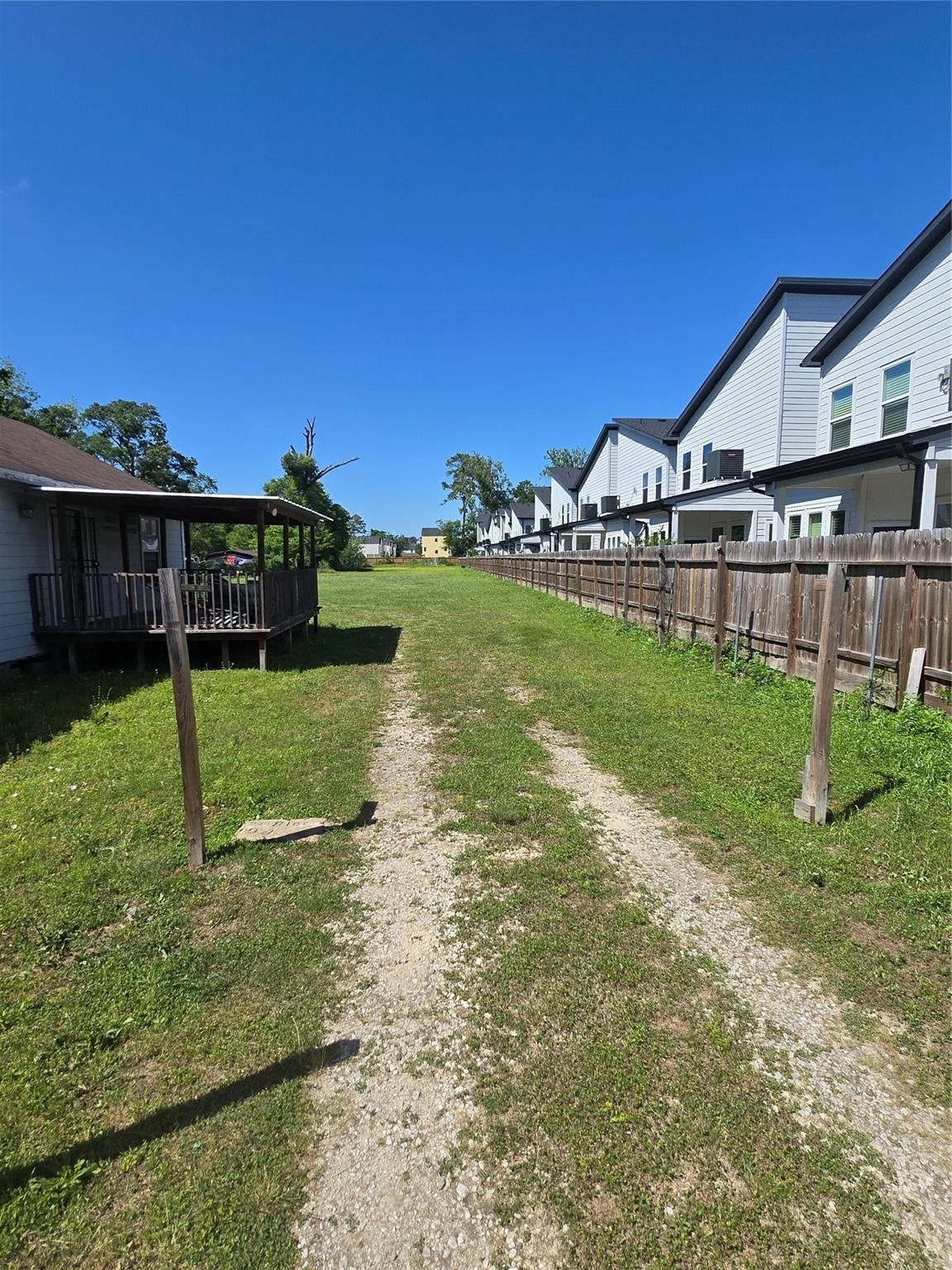 1110 Paul Quinn Street, Houston, TX 77091 1110 Paul Quinn Street, Houston, TX 77091