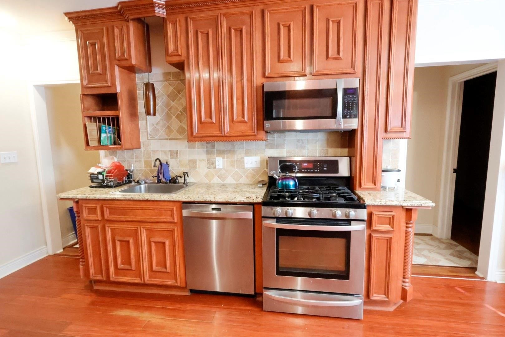 1110 Paul Quinn Street, Houston, TX 77091 1110 Paul Quinn Street, Houston, TX 77091