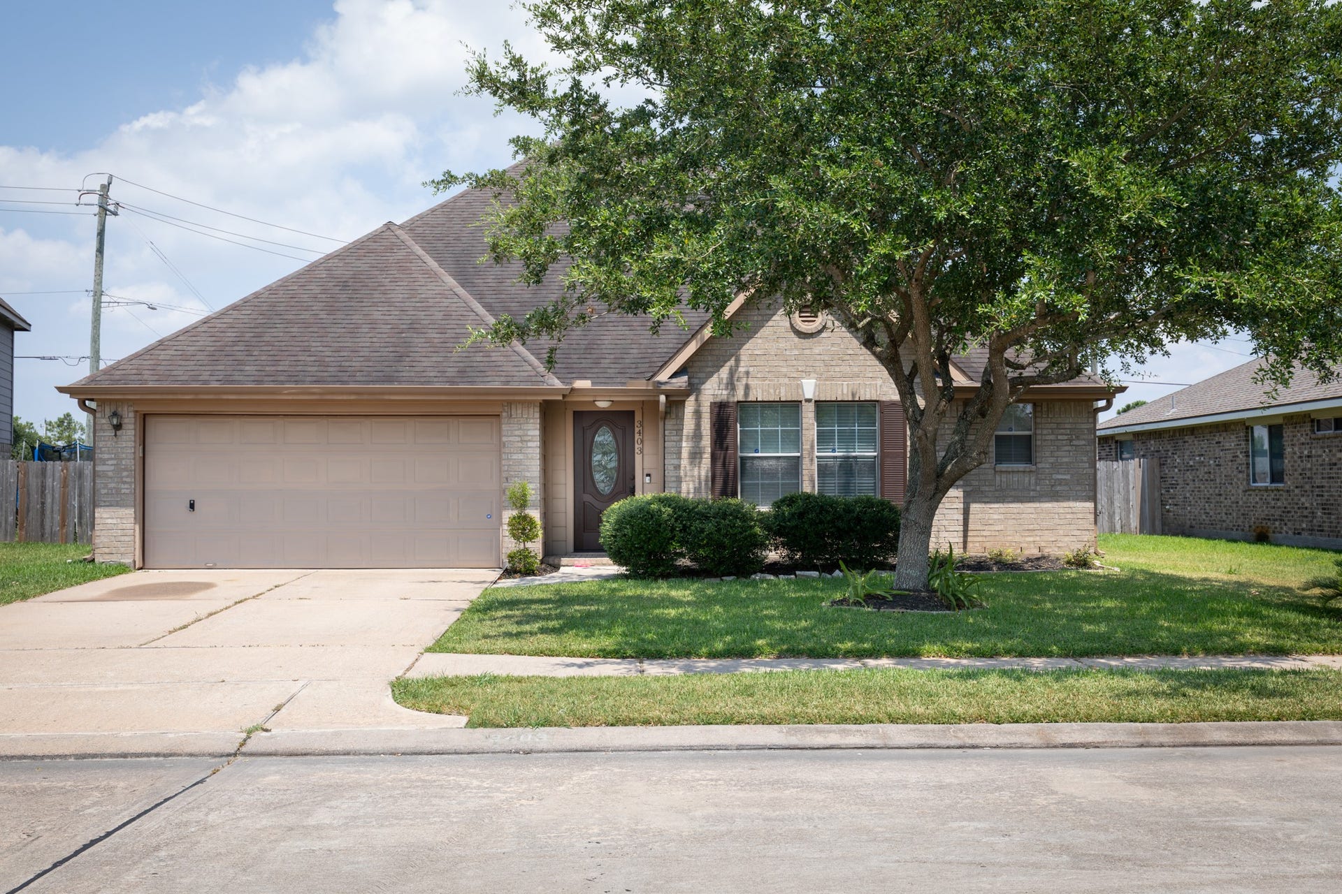 3403 Cypress Village Drive, Pearland, TX 77584