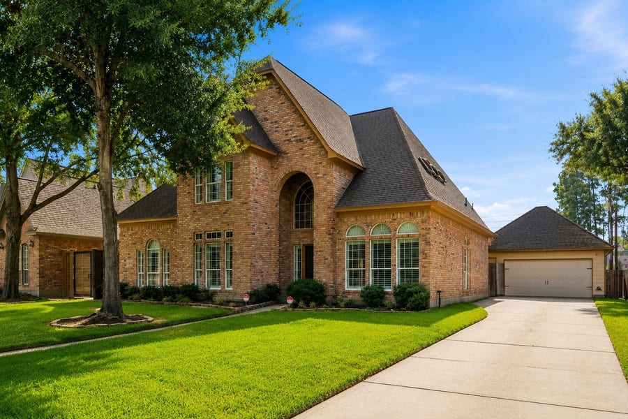 Property photo for 24622 Okehampton Drive, Tomball, TX