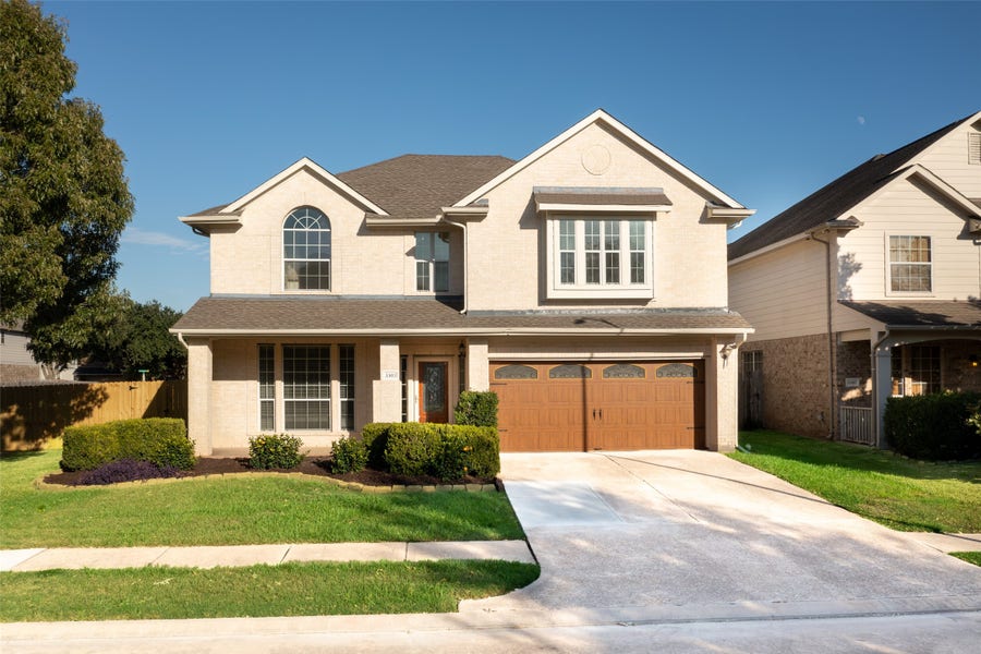 Property photo for 3303 Village Pond Lane, Fresno, TX