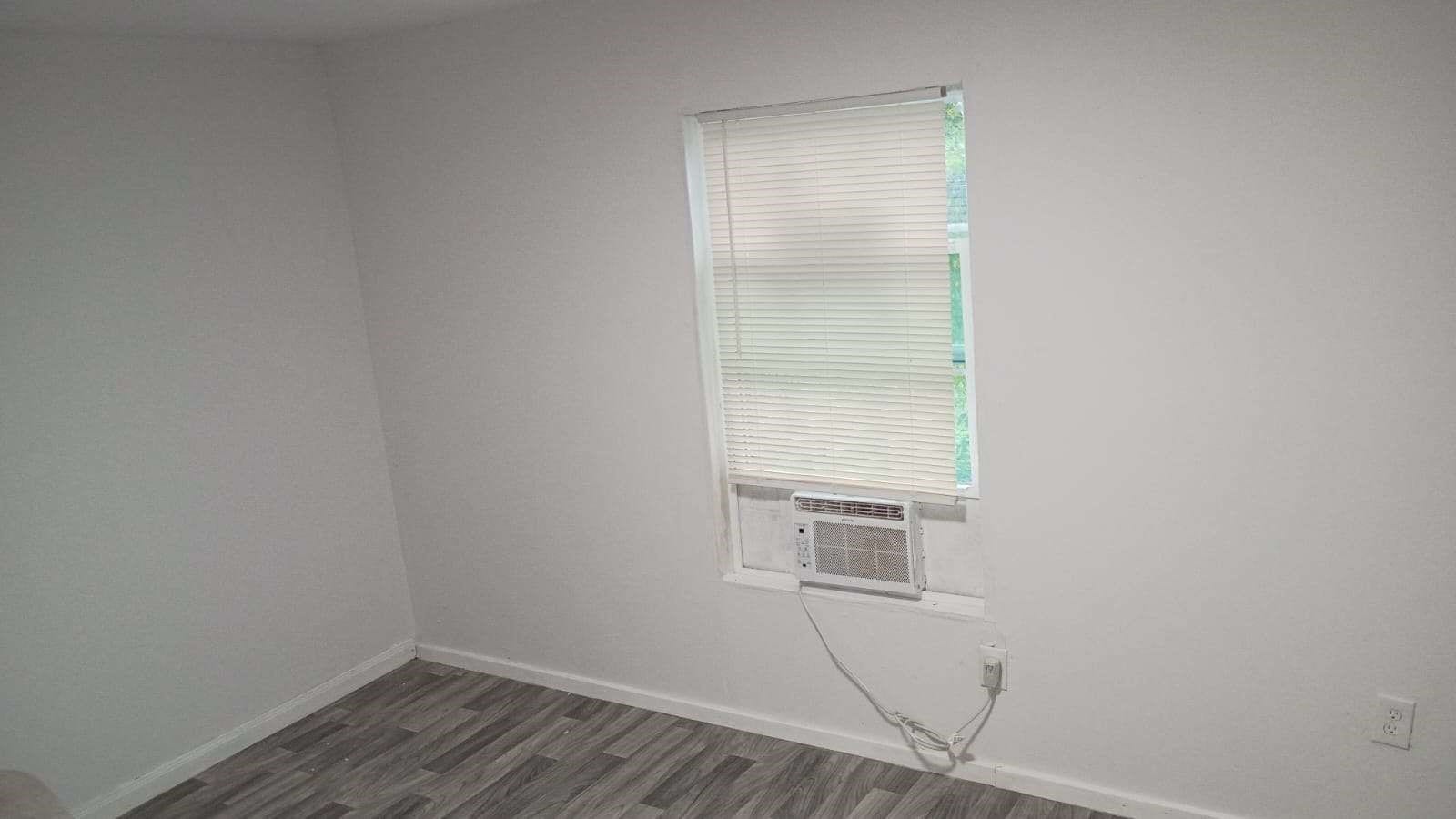 1302 Thomas Avenue, Pasadena, TX 77506