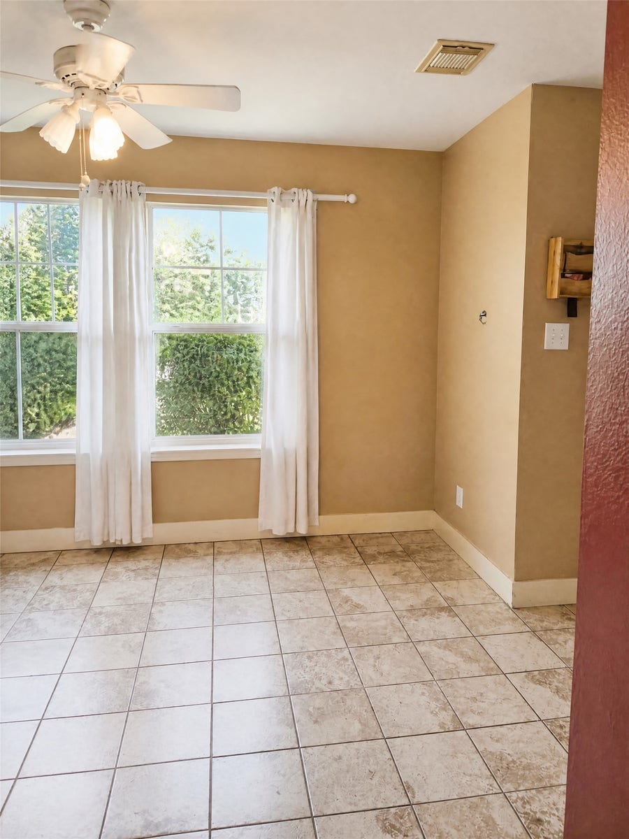 Property photo for 1215 N Diamondhead Boulevard, Crosby, TX