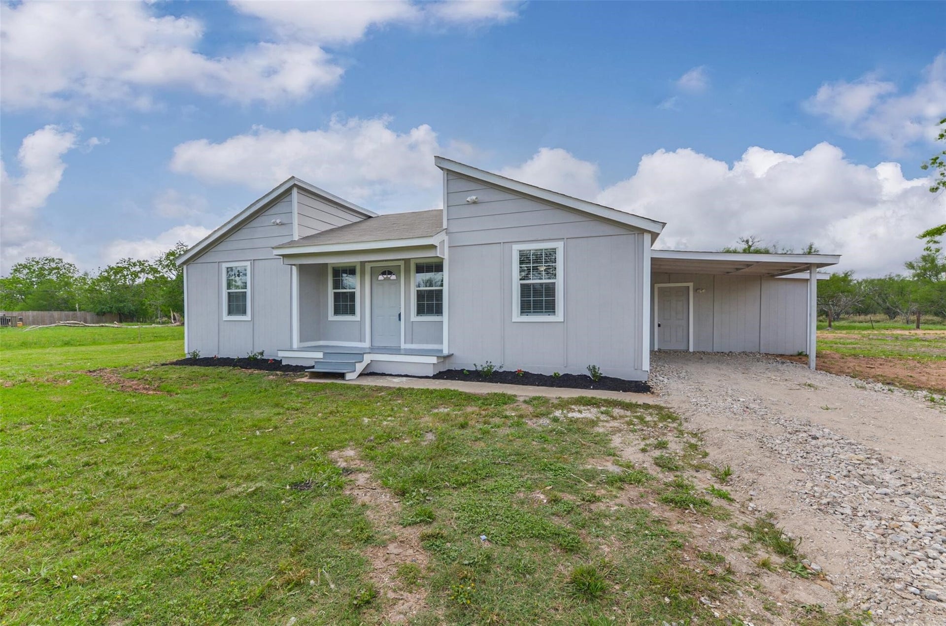 13252 Kanak Street, Needville, TX 77461