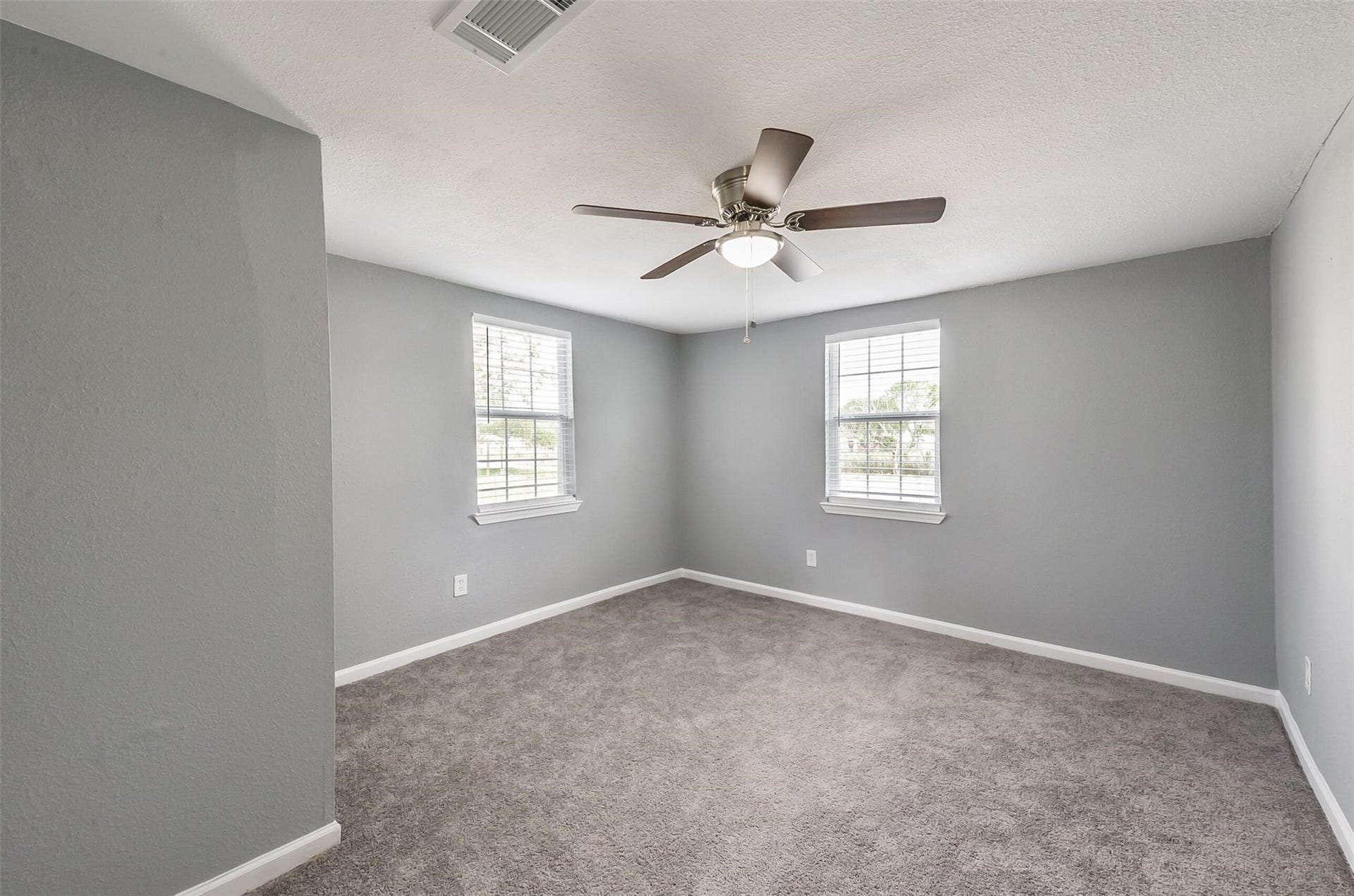 13252 Kanak Street, Needville, TX 77461