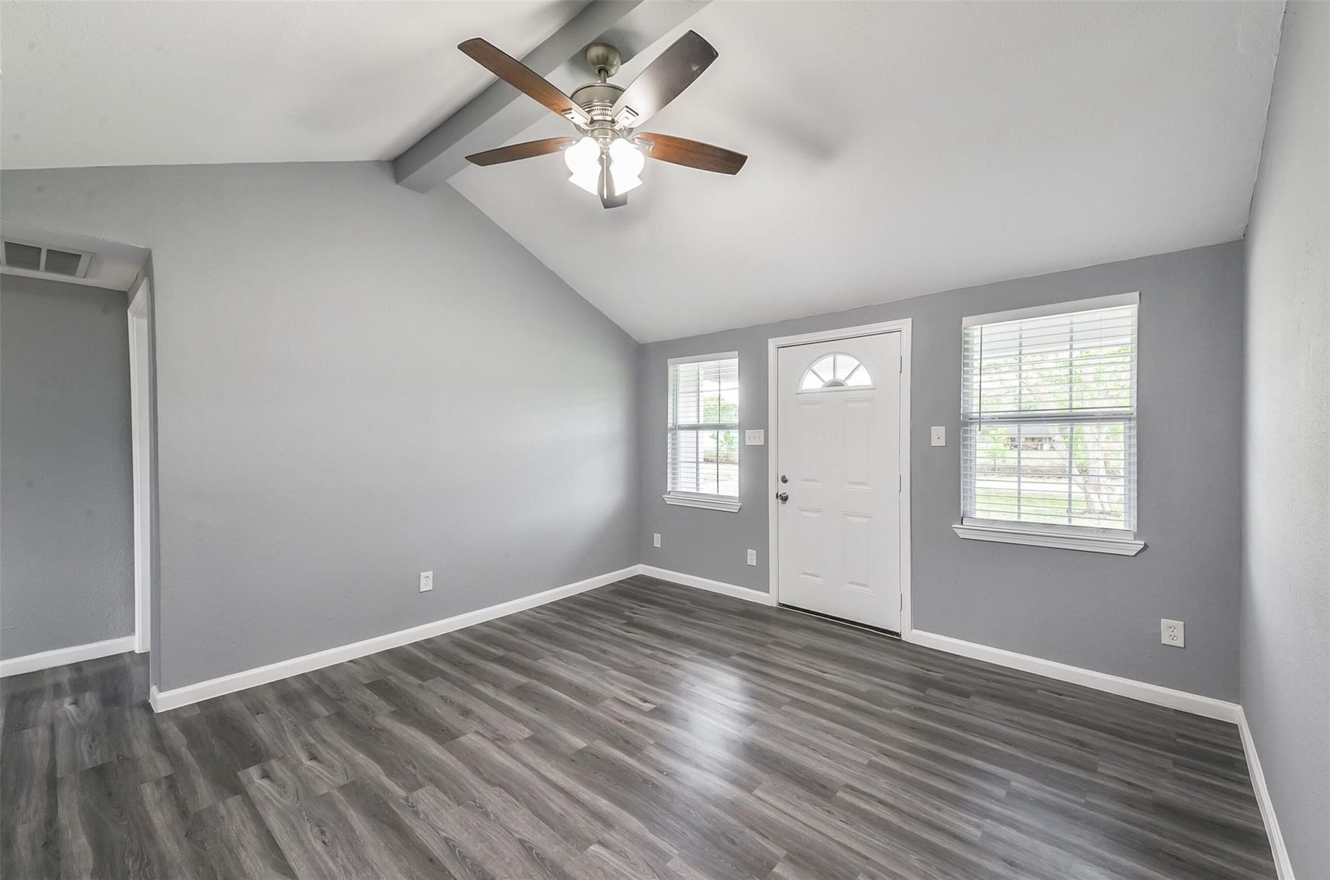 13252 Kanak Street, Needville, TX 77461