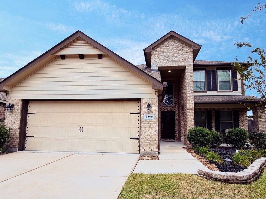 Property photo for 2806 Bretton Woods Drive, Conroe, TX