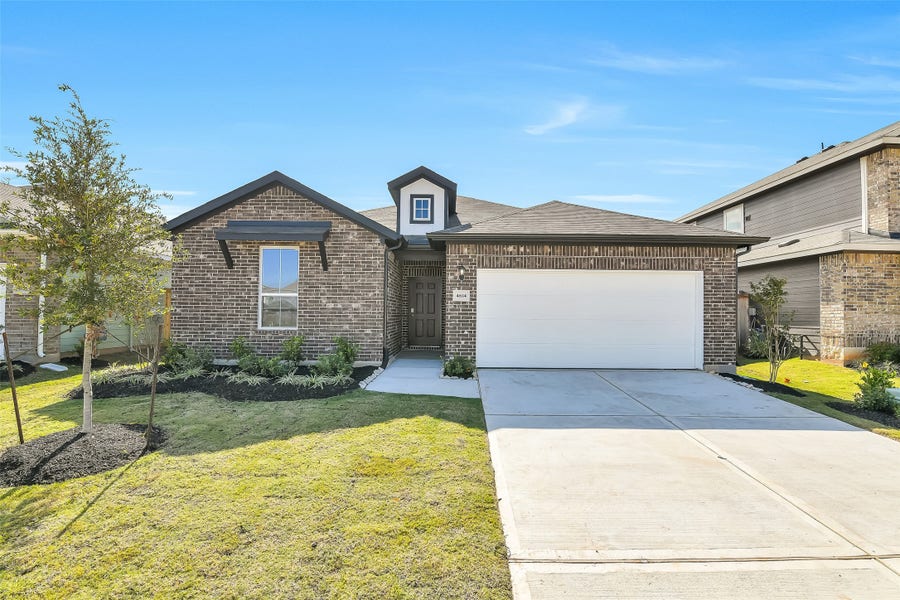 Property photo for 4614 Coral Bean Street, Pinehurst, TX