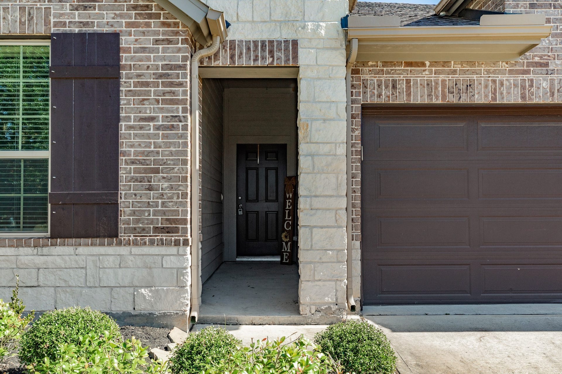 9807 Gould Drive, Manvel, TX 77583 9807 Gould Drive, Manvel, TX 77583
