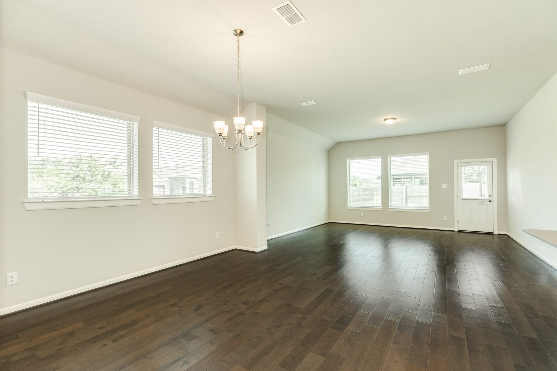 9807 Gould Drive, Manvel, TX 77583 9807 Gould Drive, Manvel, TX 77583