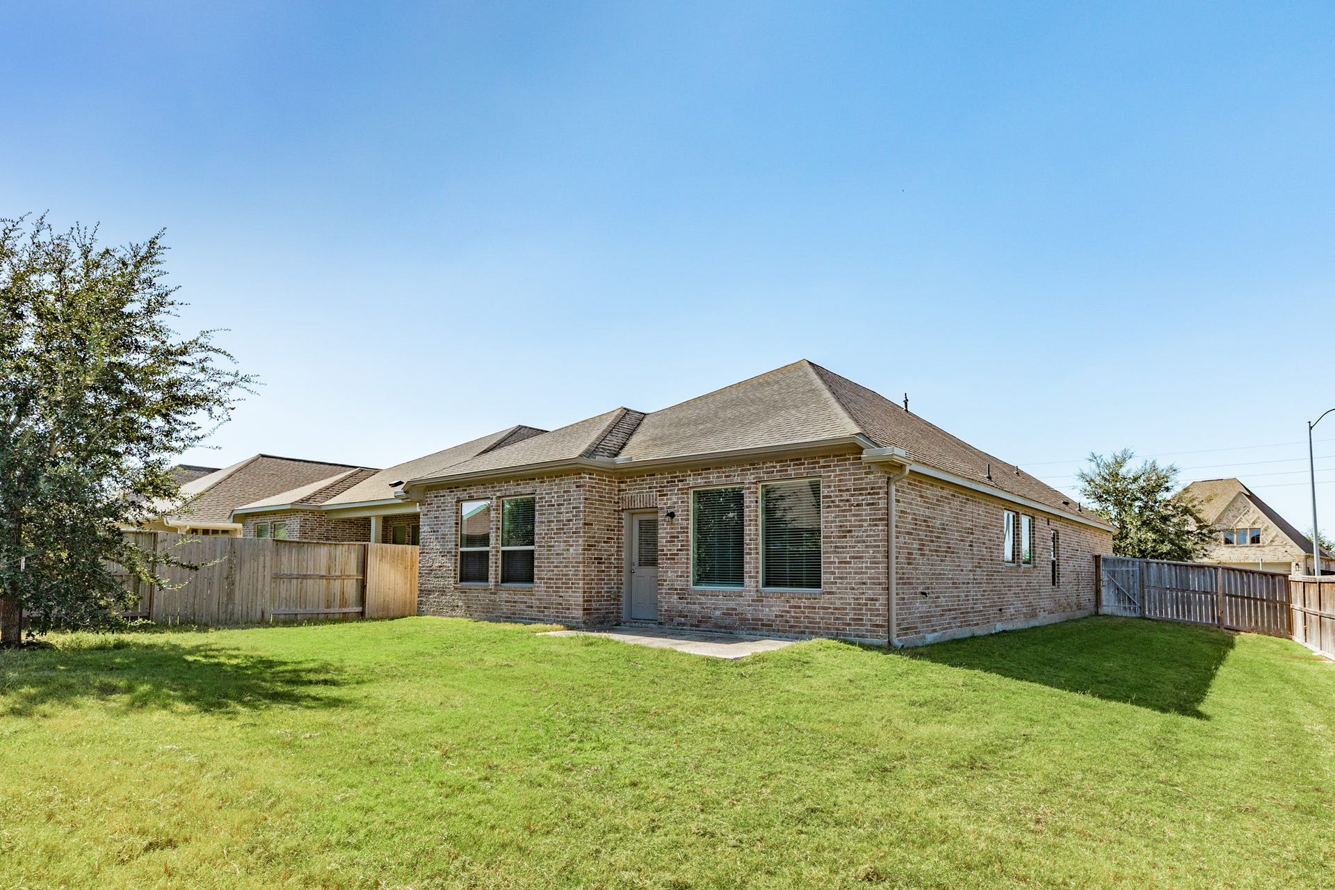 9807 Gould Drive, Manvel, TX 77583 9807 Gould Drive, Manvel, TX 77583