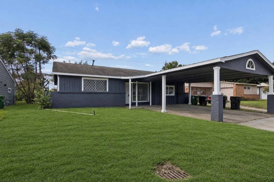 Property photo for 3313 Proswimmer Street, Houston, TX