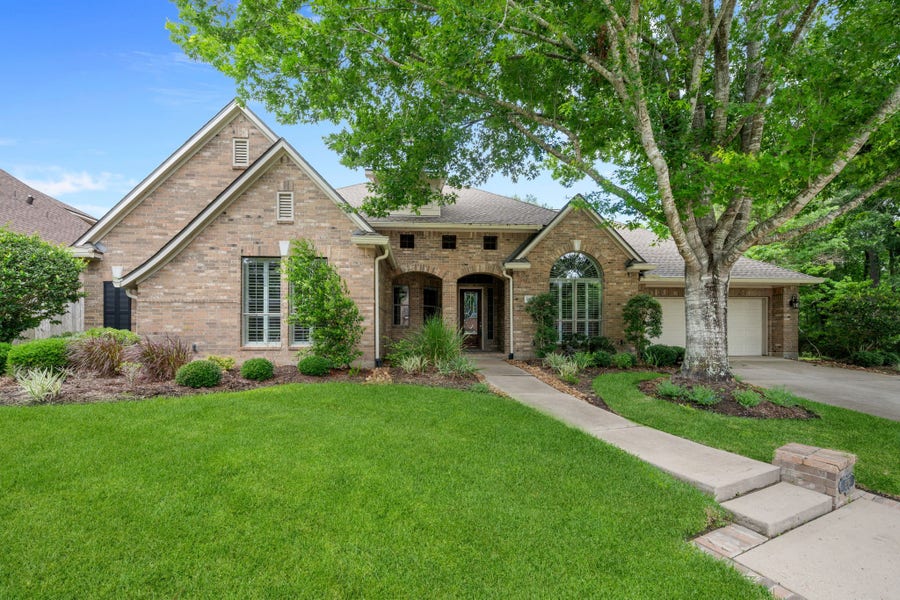 Property photo for 6119 Peachtree Hill Court, Kingwood, TX
