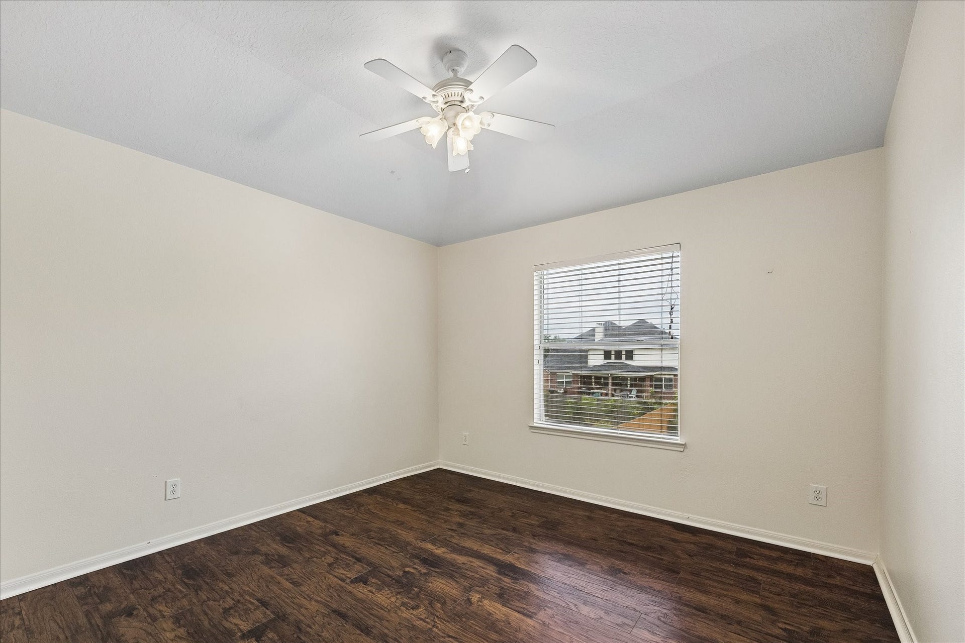 405 Laddingford Lane, League City, TX 77573 405 Laddingford Lane, League City, TX 77573