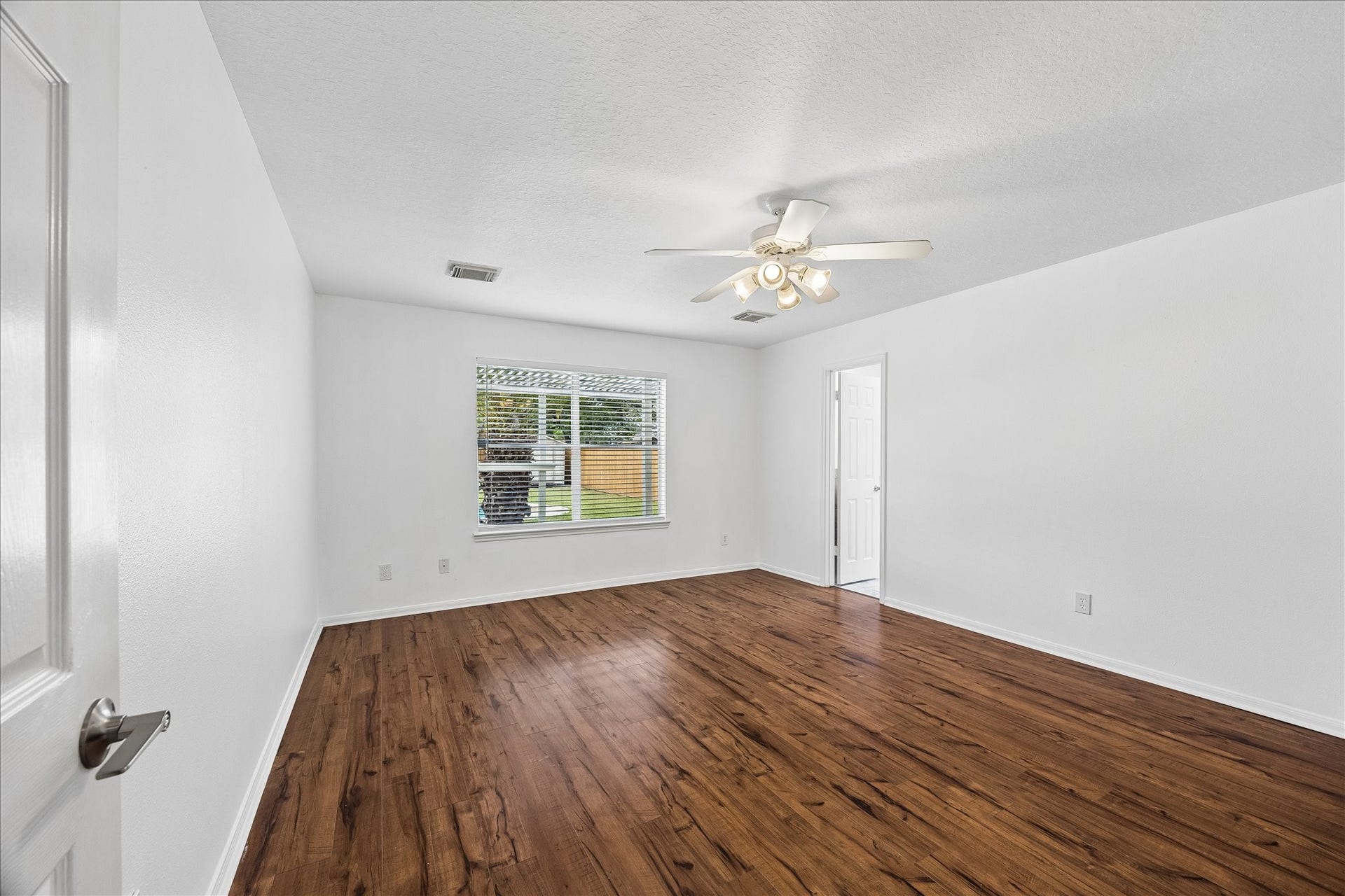 405 Laddingford Lane, League City, TX 77573 405 Laddingford Lane, League City, TX 77573