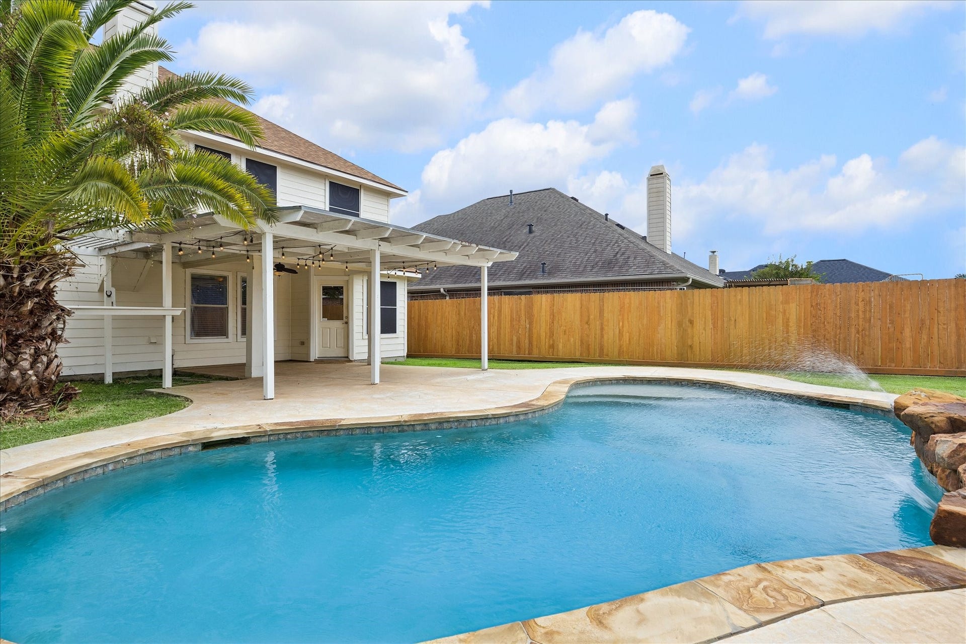 405 Laddingford Lane, League City, TX 77573 405 Laddingford Lane, League City, TX 77573