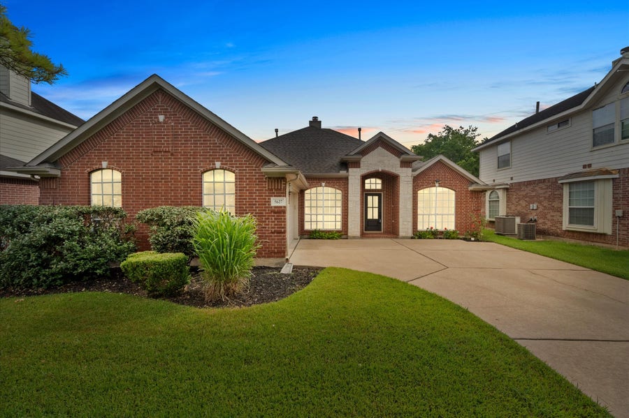 Property photo for 5627 Carta Valley Lane, Richmond, TX