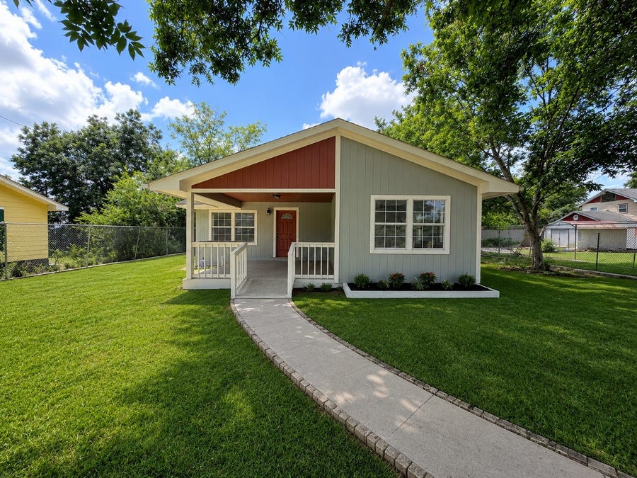 Property photo for 9532 E Avenue I, Houston, TX