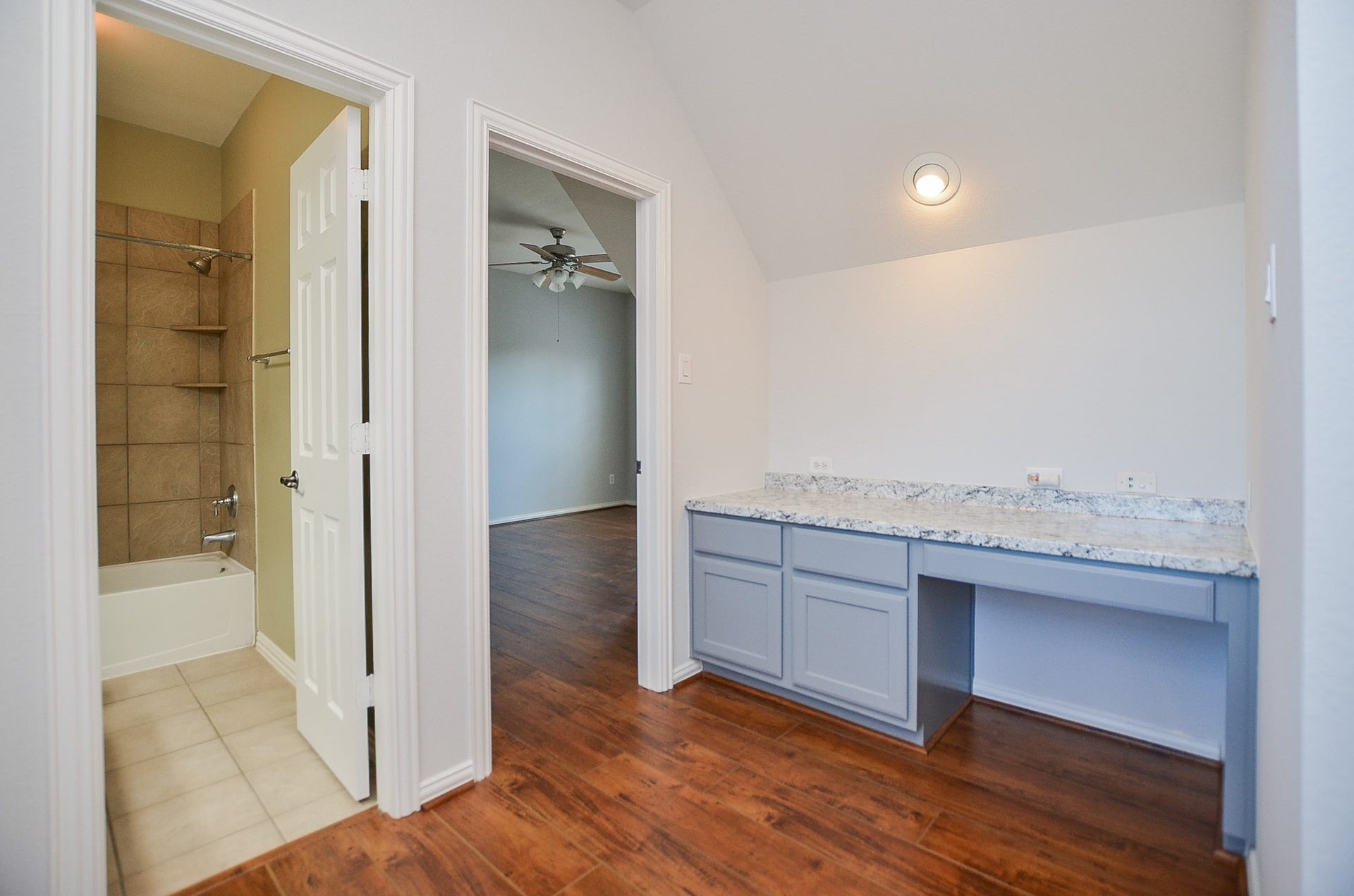 4315 Village Forest Drive, Sugar Land, TX 77479 4315 Village Forest Drive, Sugar Land, TX 77479