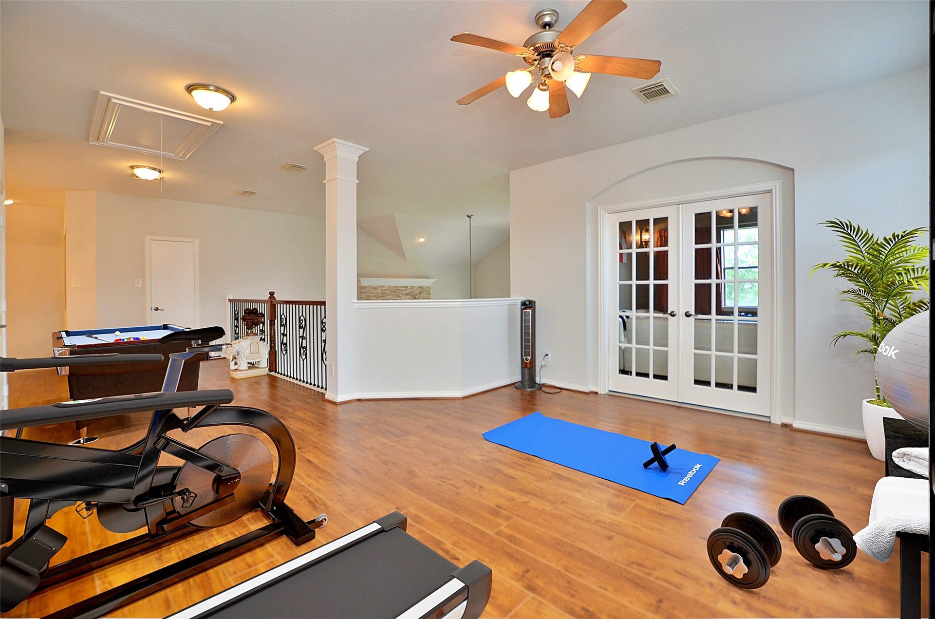 4315 Village Forest Drive, Sugar Land, TX 77479 4315 Village Forest Drive, Sugar Land, TX 77479