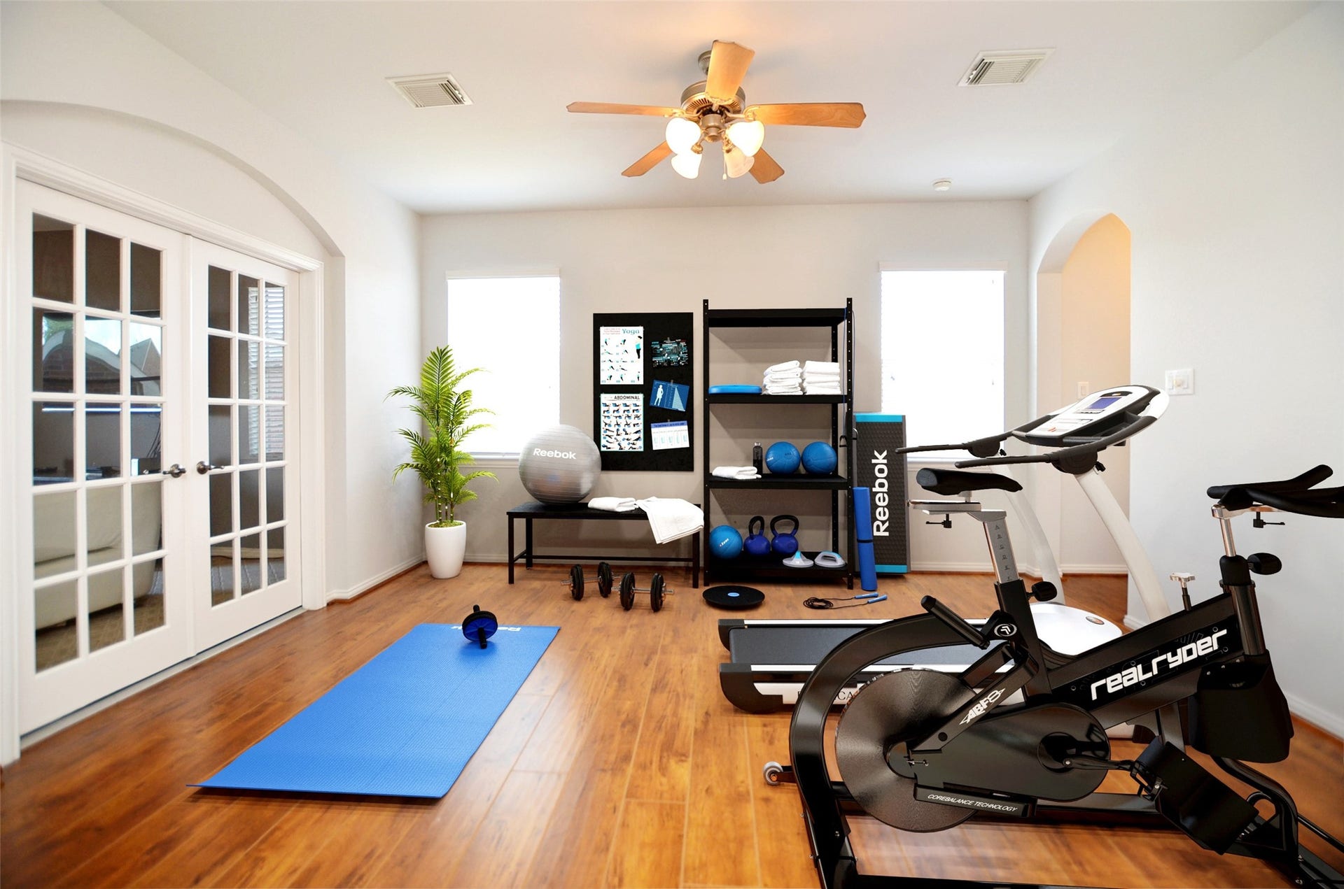 4315 Village Forest Drive, Sugar Land, TX 77479 4315 Village Forest Drive, Sugar Land, TX 77479