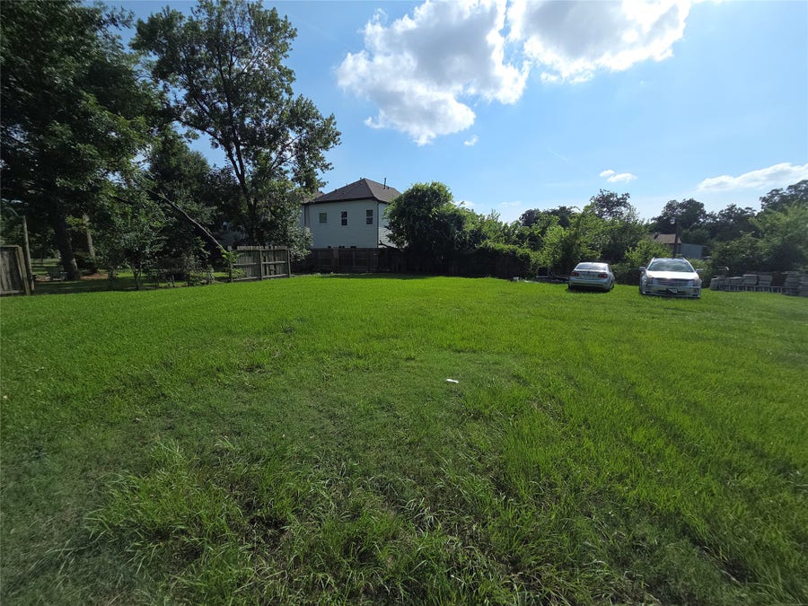 Property photo for 701 Mansfield Street, Houston, TX