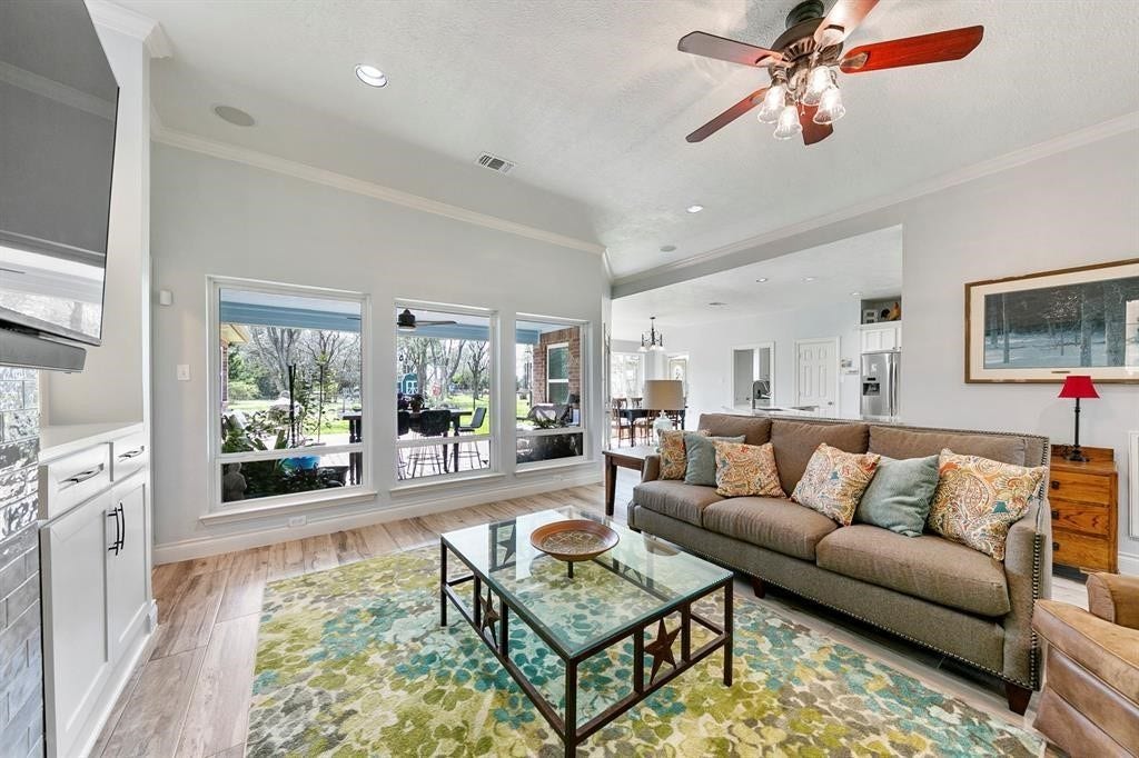 27111 Clay Road, Katy, TX 77493 27111 Clay Road, Katy, TX 77493