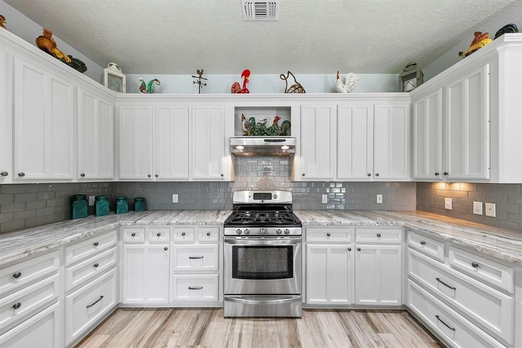 27111 Clay Road, Katy, TX 77493 27111 Clay Road, Katy, TX 77493