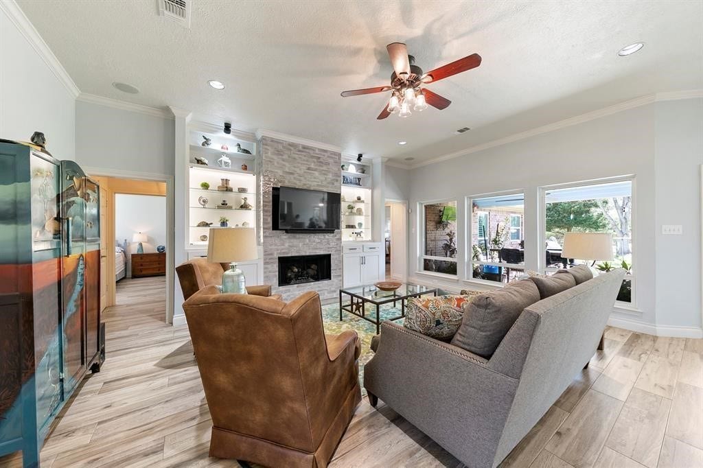 27111 Clay Road, Katy, TX 77493 27111 Clay Road, Katy, TX 77493