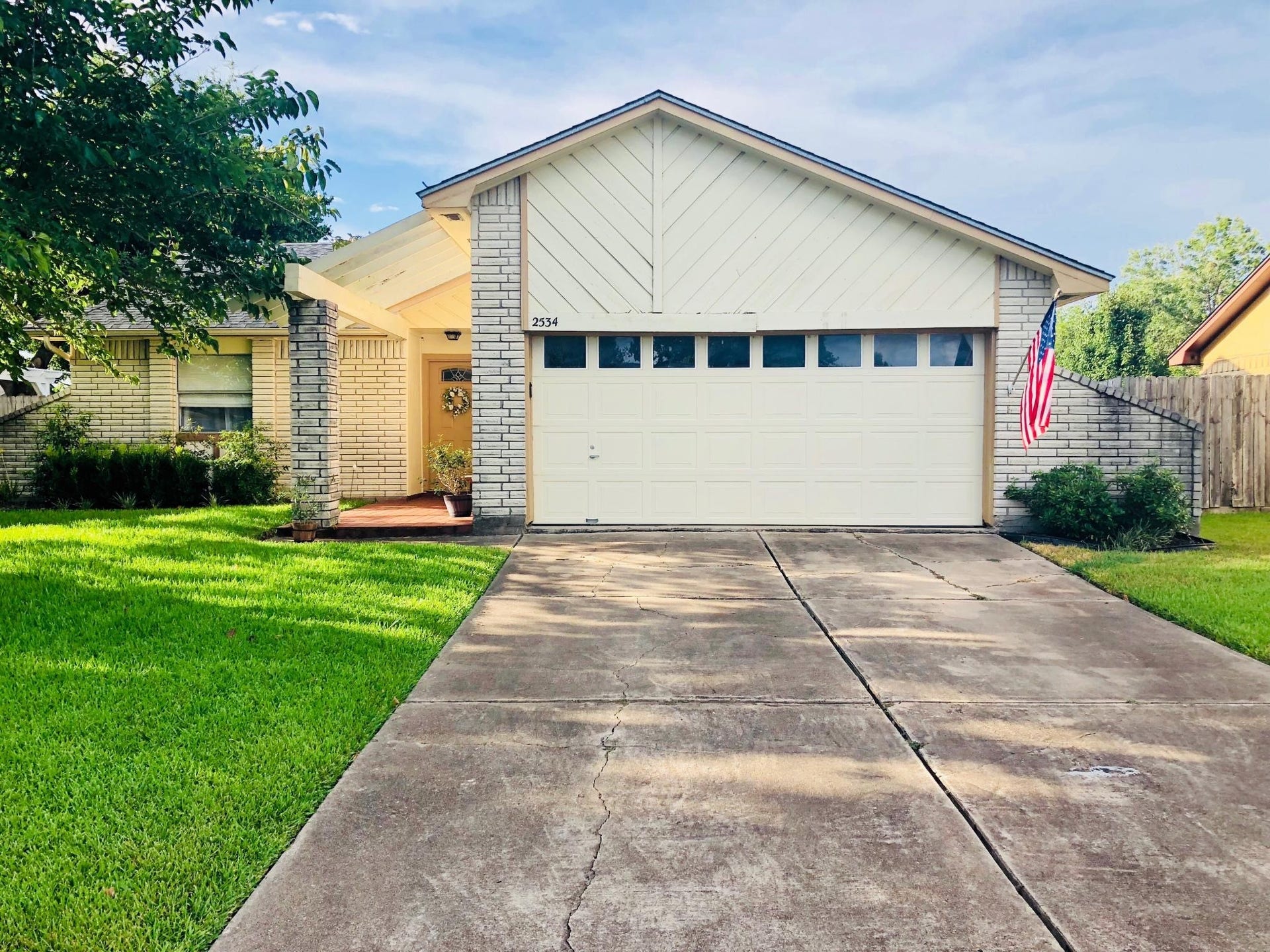 2534 Knoxville Drive, League City, TX 77573 2534 Knoxville Drive, League City, TX 77573