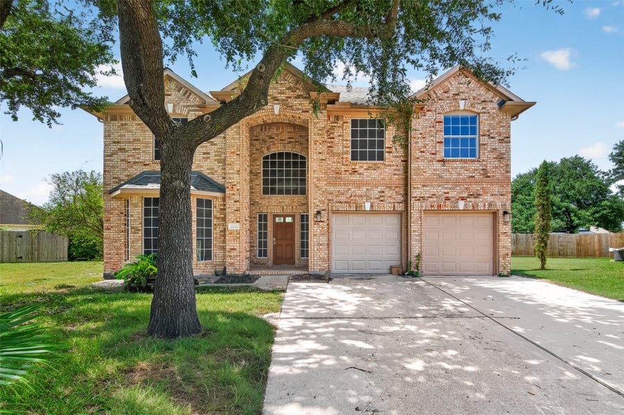 Property photo for 2210 Laurel River Bend, Houston, TX