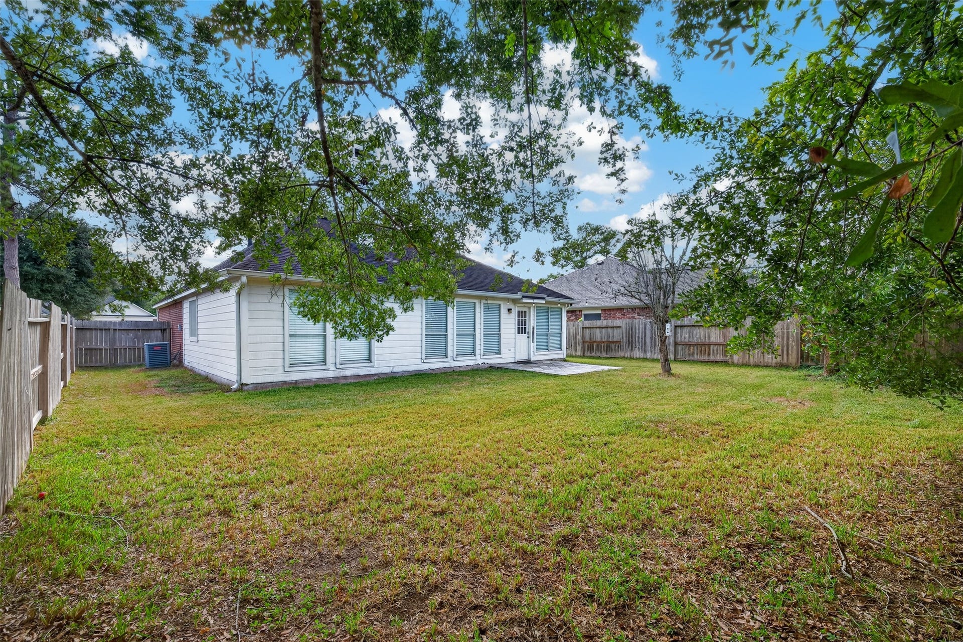 3907 Vinecrest Drive, Pearland, TX 77584 3907 Vinecrest Drive, Pearland, TX 77584