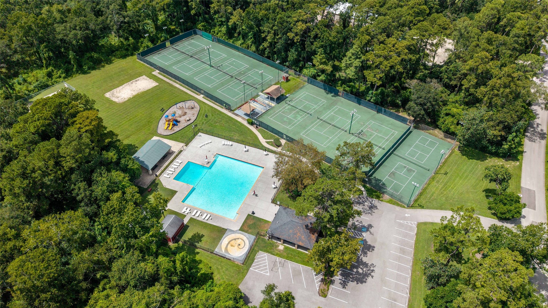 Tennis / Pickle Ball Court