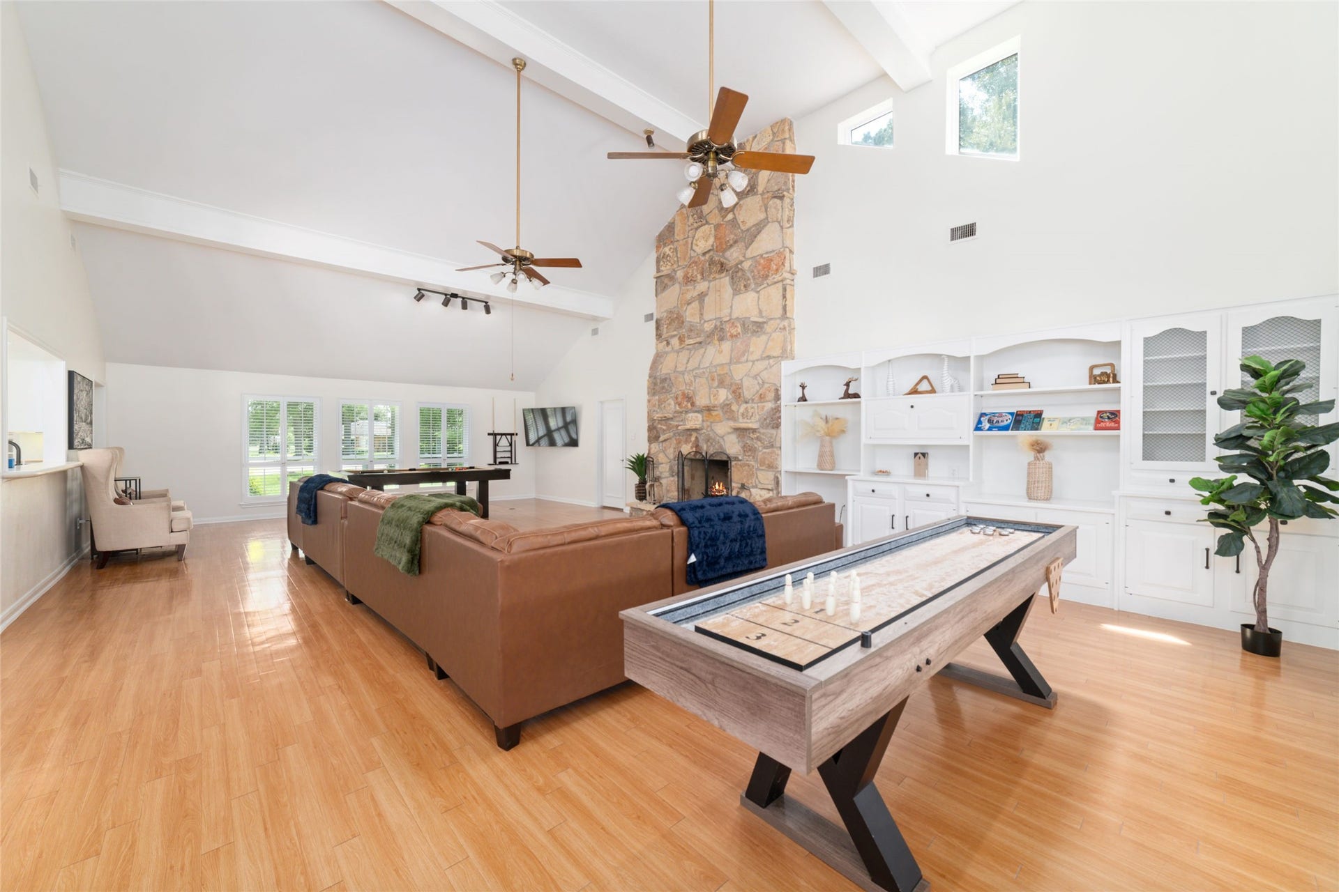 601 Brandon Road, Conroe, TX 77302