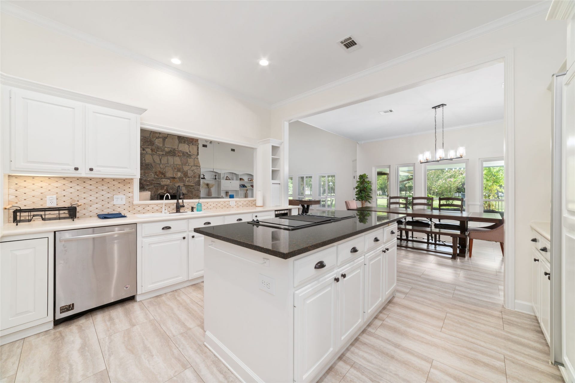 601 Brandon Road, Conroe, TX 77302