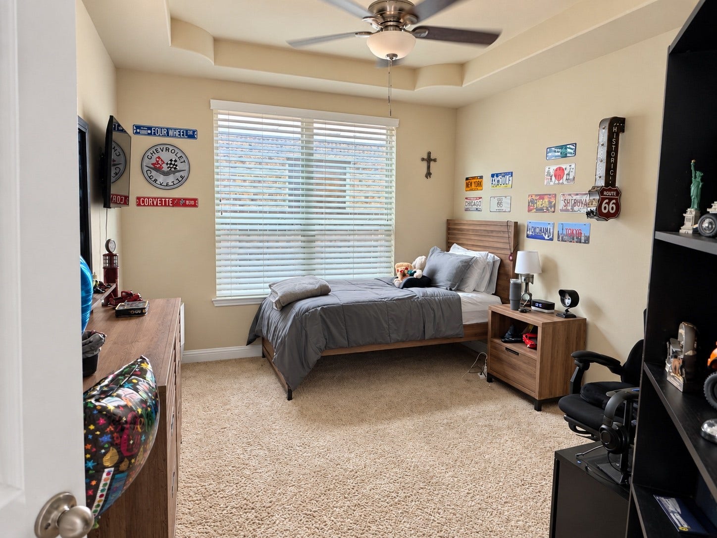 4115 Astoria Manor Lane, Fulshear, TX 77441 4115 Astoria Manor Lane, Fulshear, TX 77441