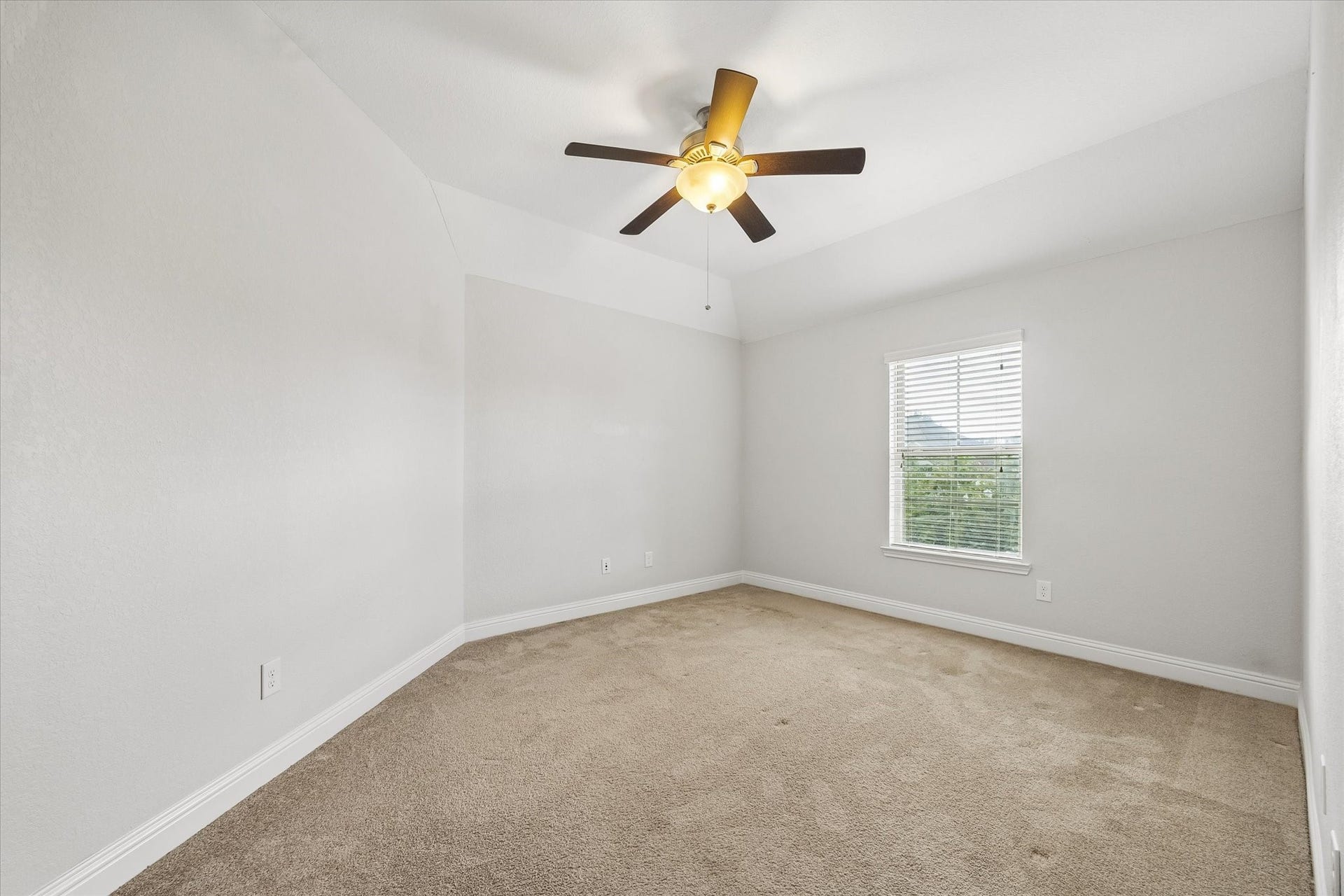 11127 Glasgill Court, Richmond, TX 77407 Third Bedroom: Spacious secondary bedroom ready for family or guests