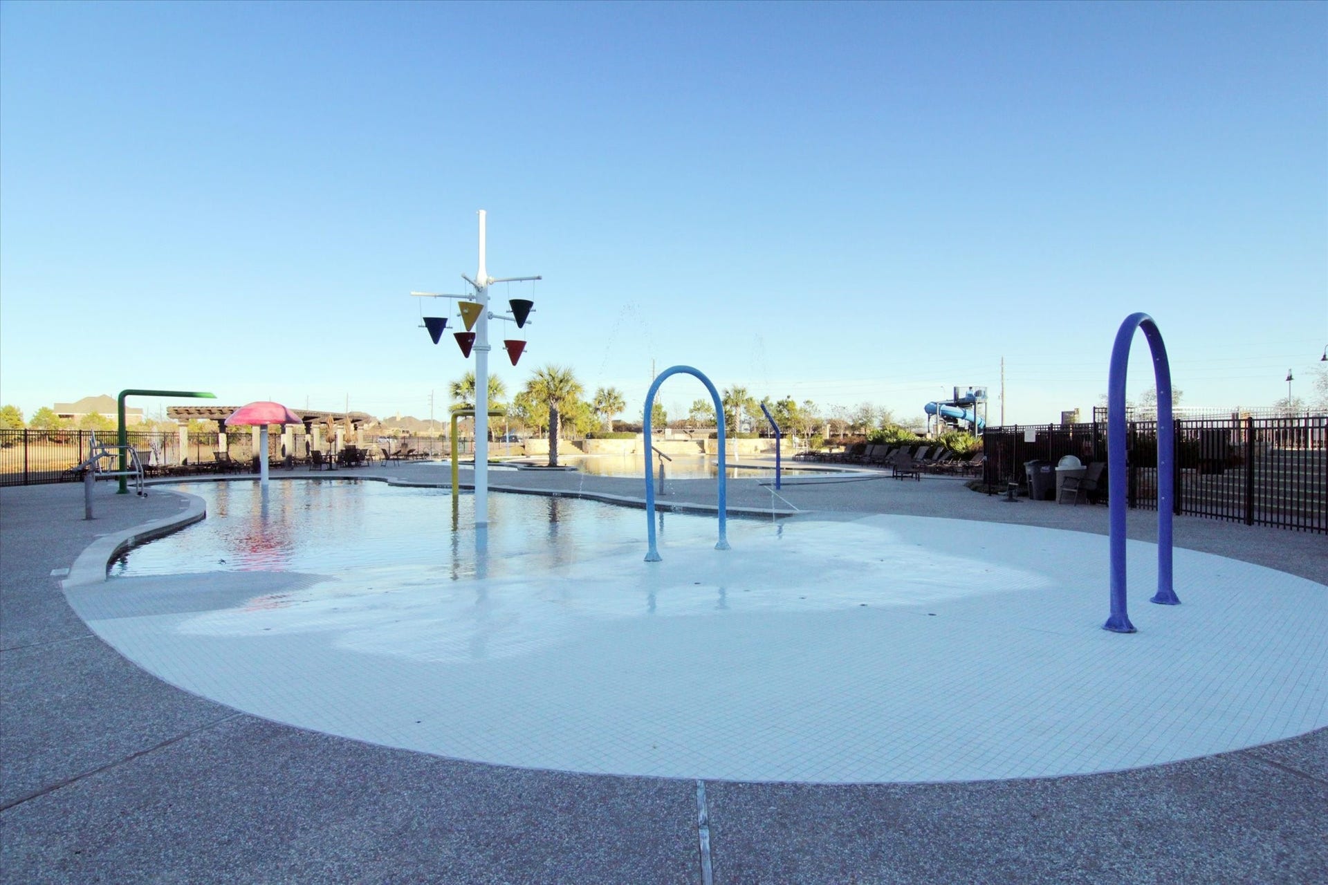 11127 Glasgill Court, Richmond, TX 77407 Resort-Style Splash Pad Fun-filled splash pad perfect for cooling off on warm Texas days