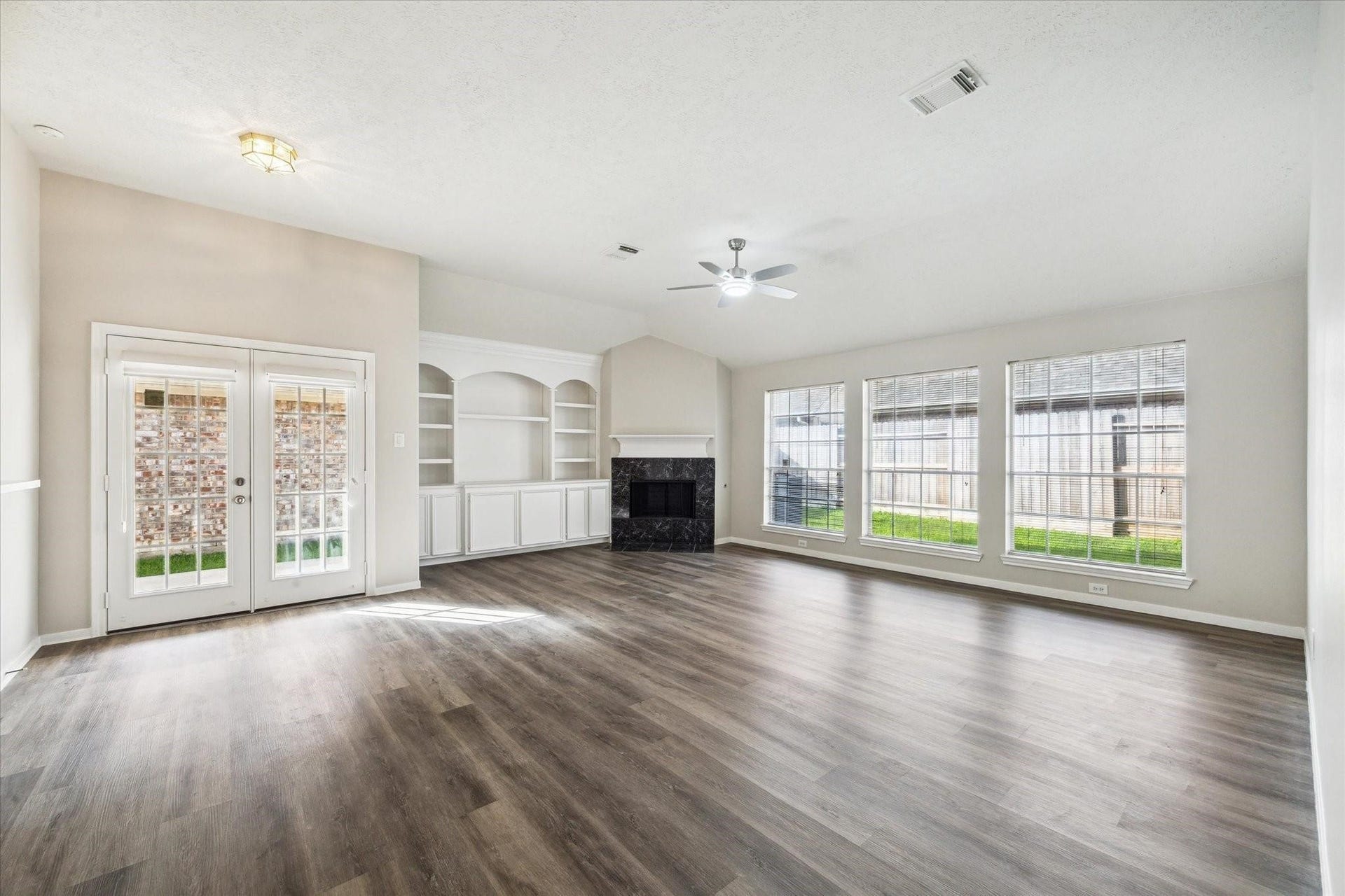 12319 Georgetown Park Court, Pasadena, TX 77058 12319 Georgetown Park Court, Pasadena, TX 77058