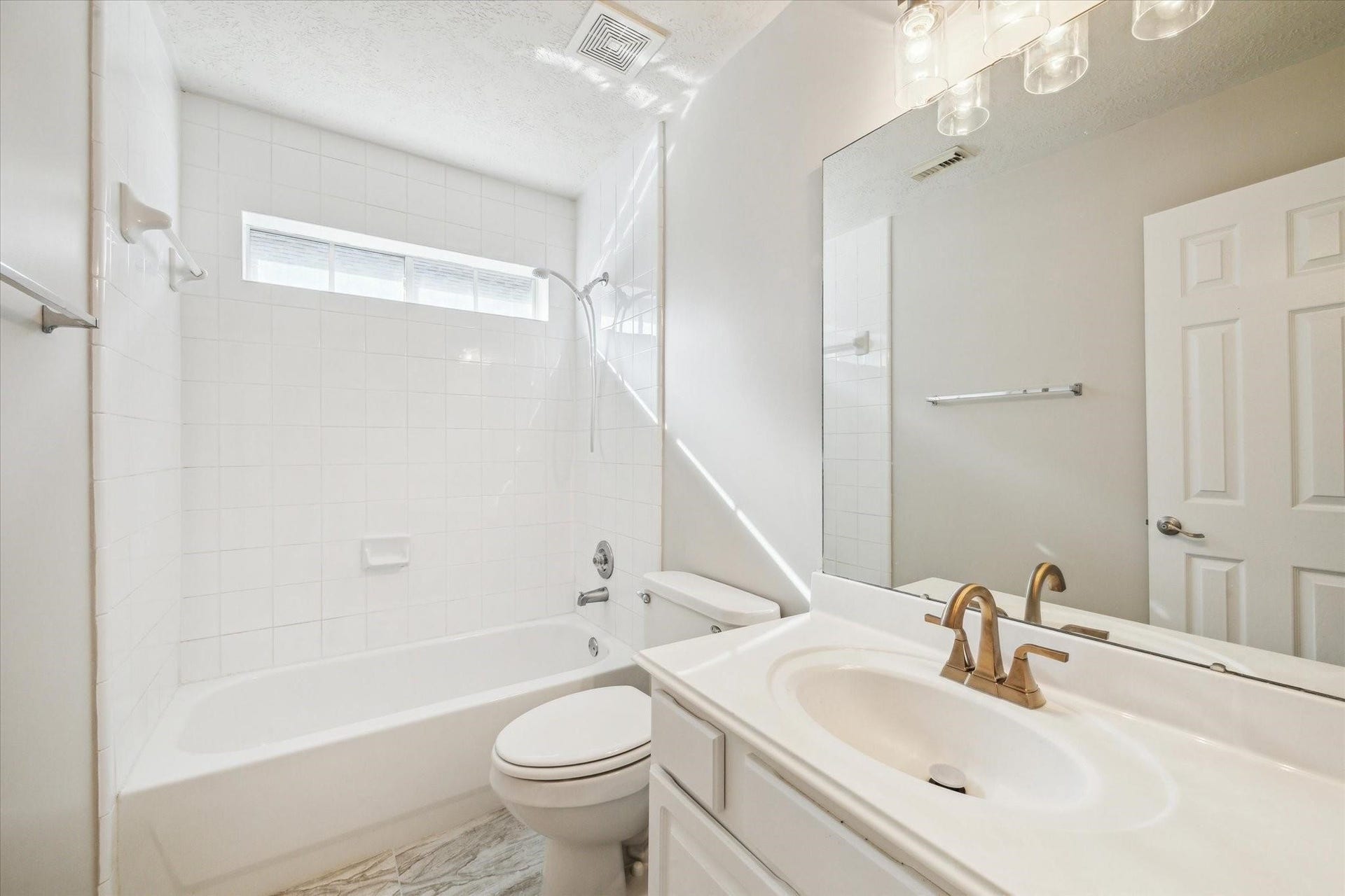 12319 Georgetown Park Court, Pasadena, TX 77058 12319 Georgetown Park Court, Pasadena, TX 77058