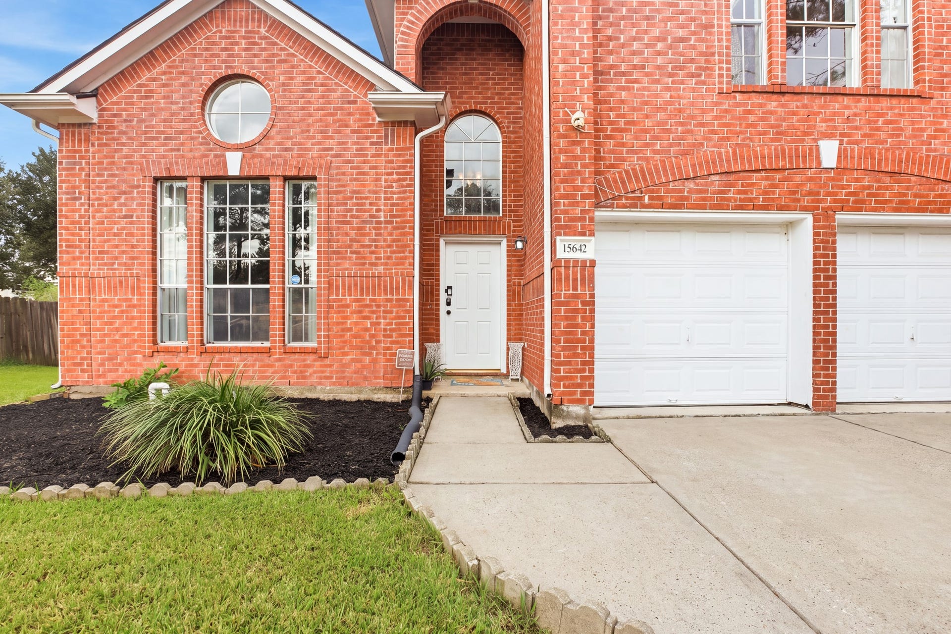 15642 Choke Canyon Drive, Sugar Land, TX 77498