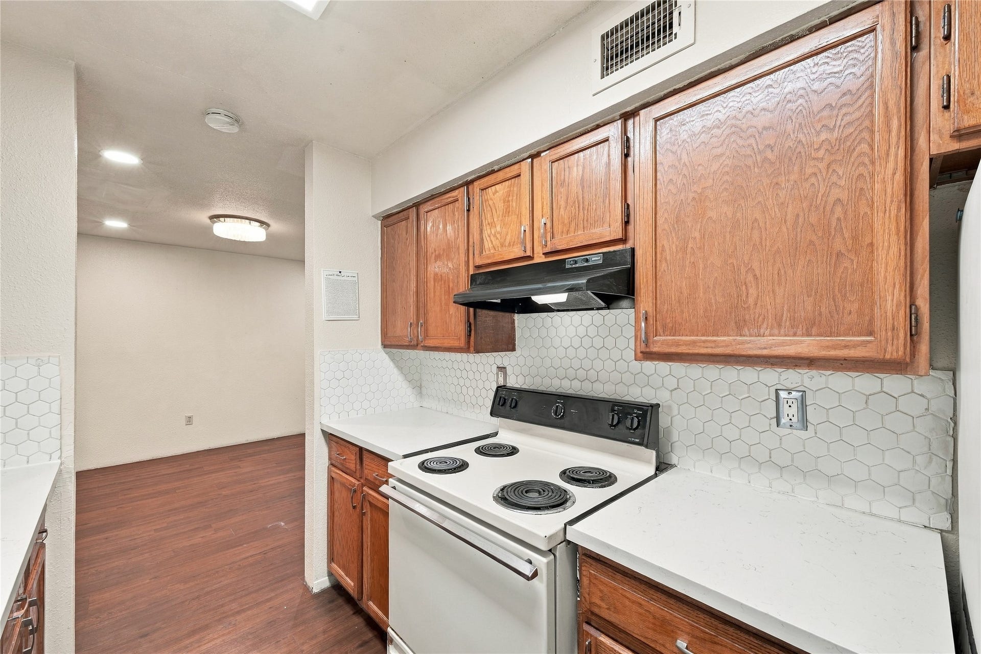 6500 Sands Point Drive, #708, Houston, TX 77074 6500 Sands Point Drive, #708, Houston, TX 77074