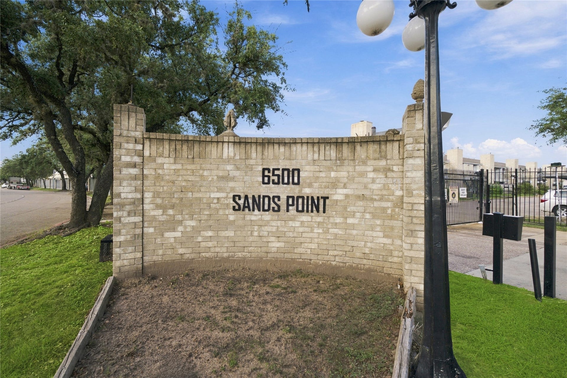 6500 Sands Point Drive, #708, Houston, TX 77074 6500 Sands Point Drive, #708, Houston, TX 77074