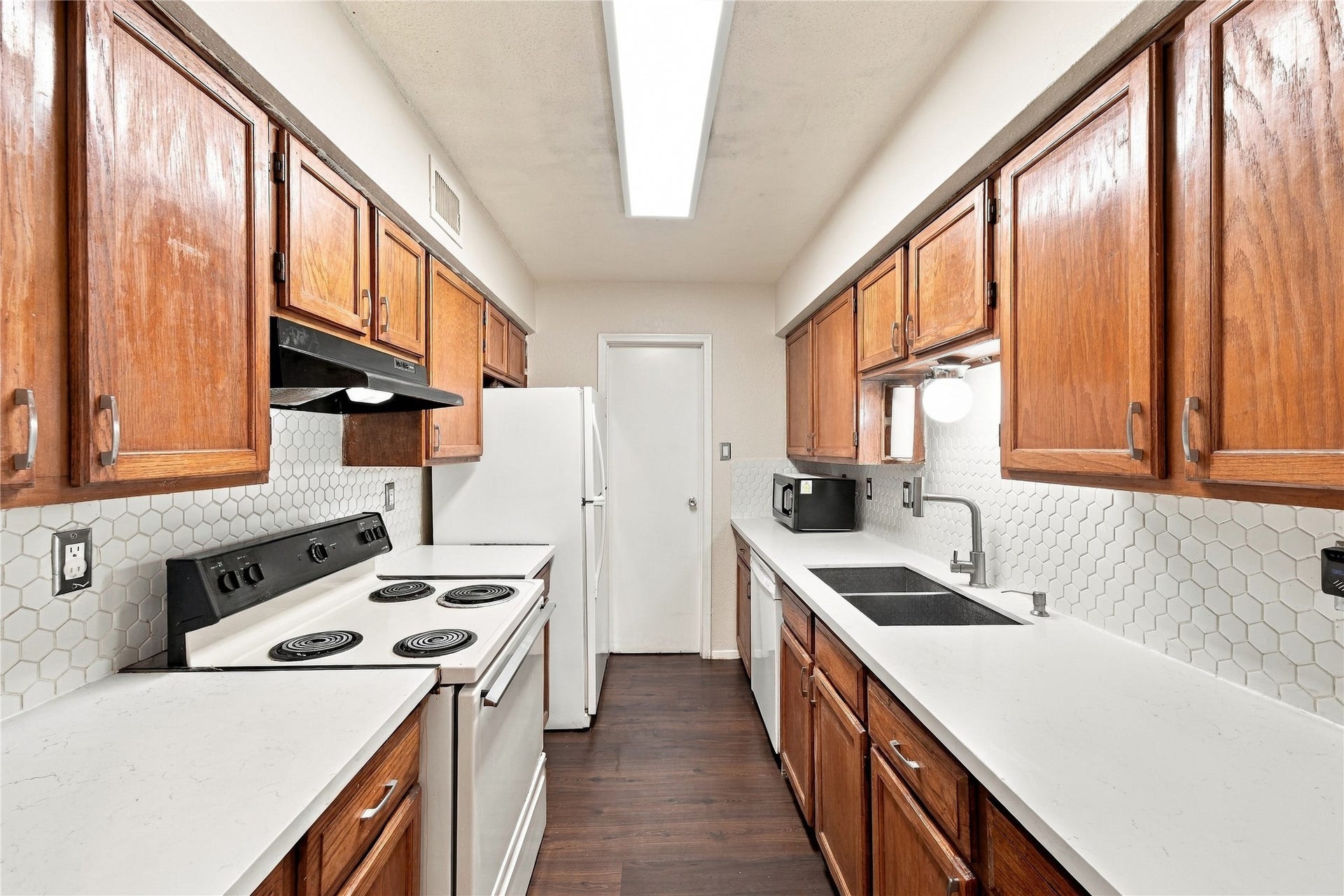 6500 Sands Point Drive, #708, Houston, TX 77074 6500 Sands Point Drive, #708, Houston, TX 77074