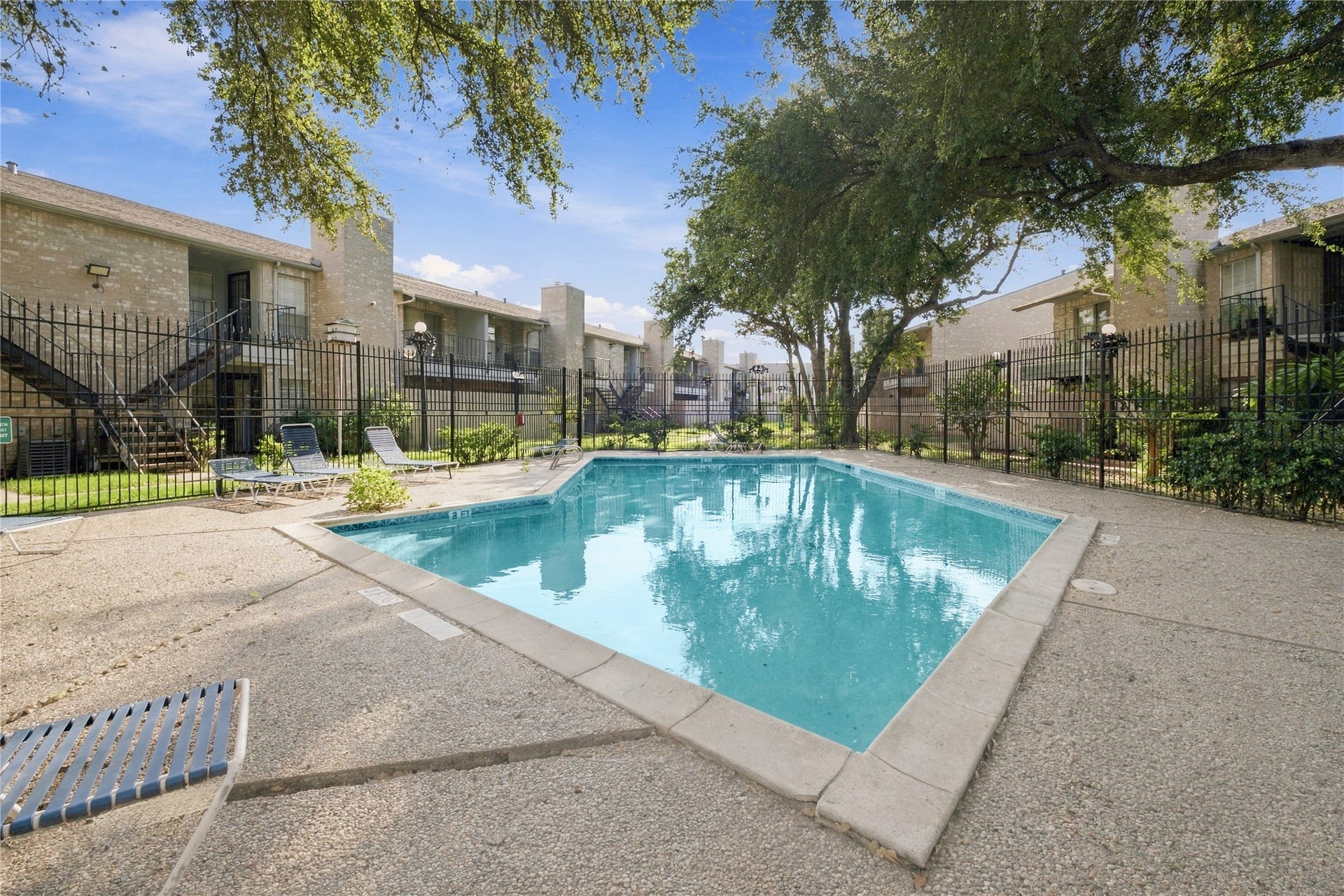 6500 Sands Point Drive, #708, Houston, TX 77074 6500 Sands Point Drive, #708, Houston, TX 77074